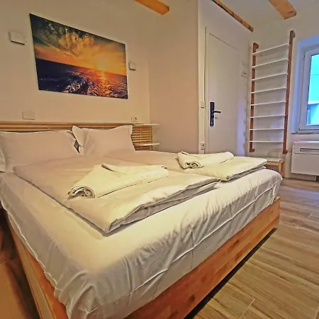 Ribiska Hisa - Old Fisherman's House Piran