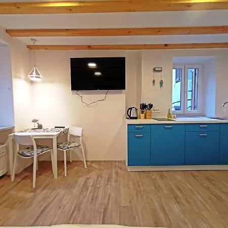 Ribiska Hisa - Old Fisherman's House Apartamento *