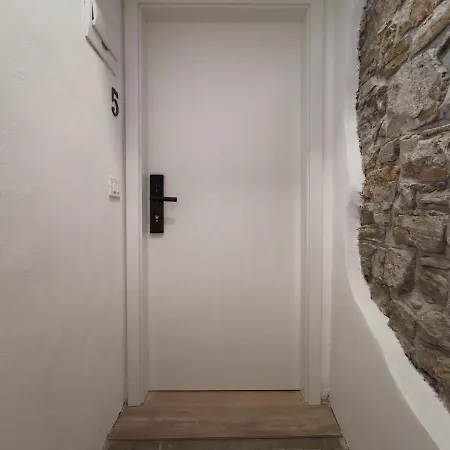 Ribiska Hisa - Old Fisherman's House Apartamento *