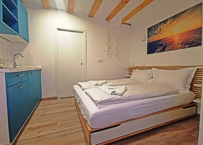 Ribiska Hisa - Old Fisherman's House Apartment Piran